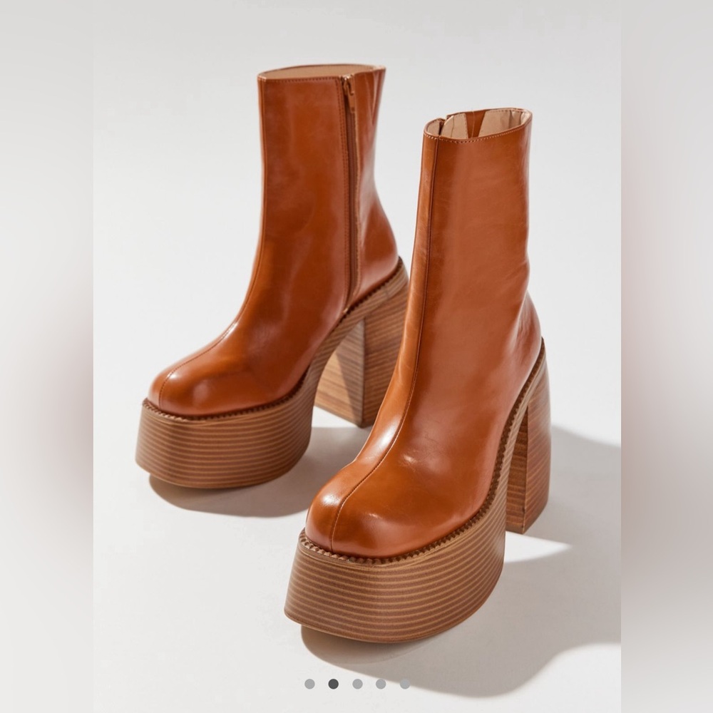 Urban Outfitters Anna Leather Platform Boot